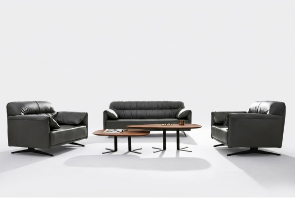 Moderne Designer Sofagarnitur Couch Polster Set Luxus Leder Sofas Couchen 3+1+1