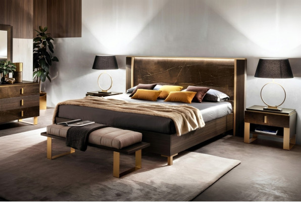 Bett Polster Klassische Doppelbett Holz 180x200cm Hotel Betten Schlafzimmer Neu