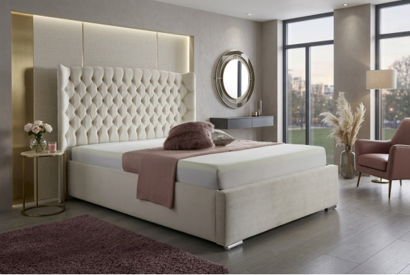 Chesterfield Bett Design Schlafzimmer Englisches Betten 180x200cm Textil Polster
