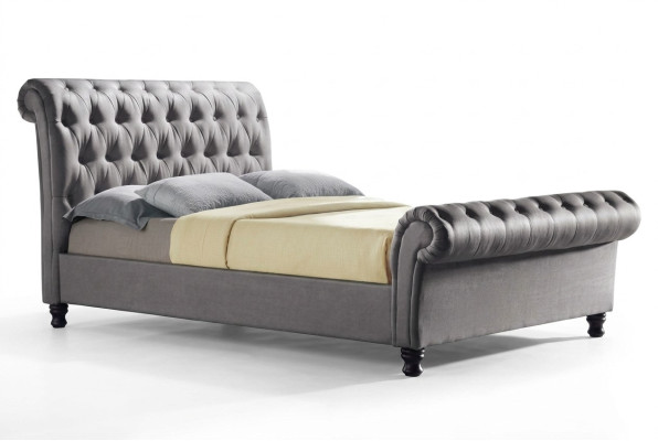 Šedá postel Chesterfield z dvojitých kůží - Luxusní designová postel do ložnice.