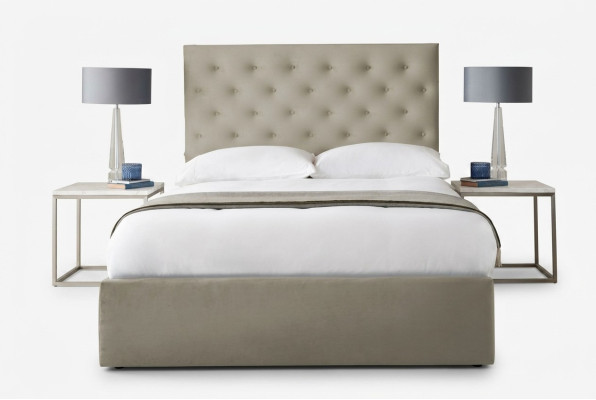 Postel Chesterfield čalouněná postel luxusní dvoulůžková ložnice designová postel postele nové