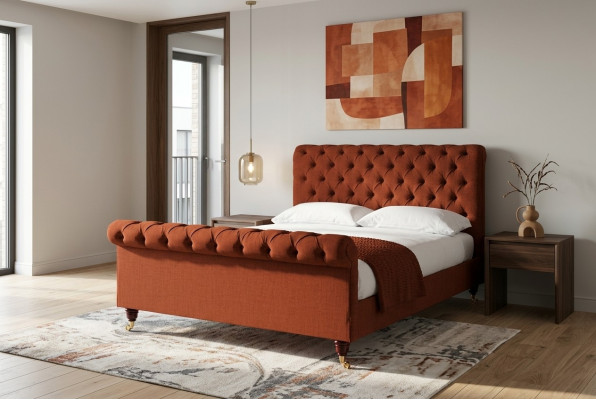 Červená postel Chesterfield, stylová manželská postel Chesterfield, designový nábytek.