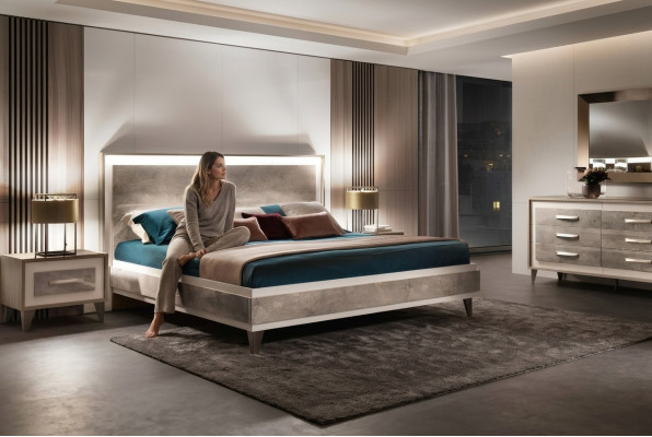 italská ložnice Arredoclassic Nábytek Design Sestava Postel Noční stolek