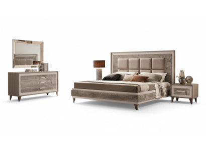 Luxus Schlafzimmer Bett Doppelbett Modern Holz Samt Polster Betten Neu Luxus