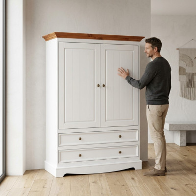 Landhaus Schlafzimmer Schränke Holz Kleiderschrank Garderobe für das Hotel Möbel