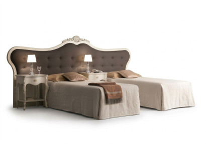 Hotelové zařízení 2x postele + noční stolek Design Moderní luxusní nábytek 3dílná sada.
