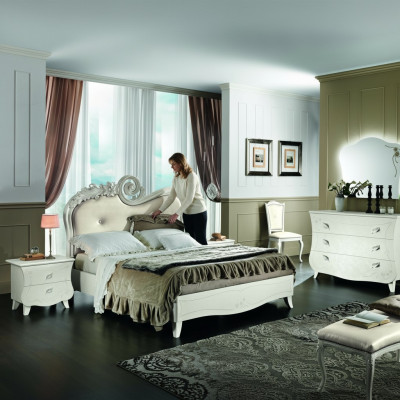 Klasická postel Luxusní postele Nábytek Chesterfield Ložnice Baroko Hotelový materiál