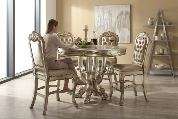 Klassischer Goldener Rund Esstisch Tisch Esszimmer Chesterfield x4 Stühle 5tlg. Garnitur