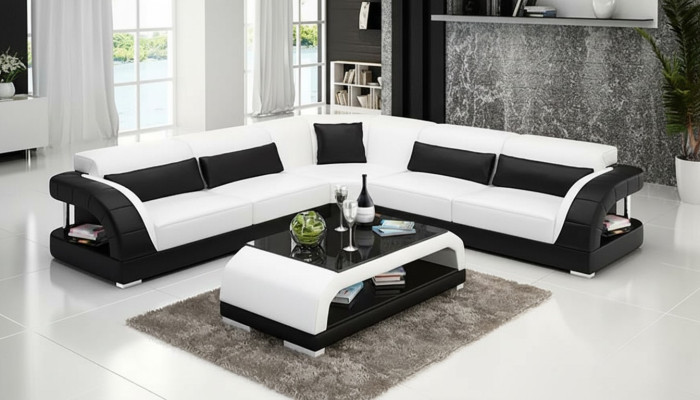 Kůží obalovaná pohovka v obývacím pokoji, křeslo, rohová pohovka, designové pohovky, kůží potažený nábytek.