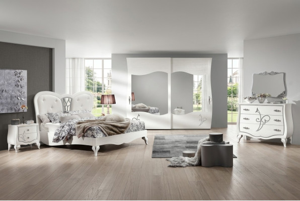 Ložnice Postel Noční stolek Šatní skříň Komoda Zrcadlo Nový 6dílný luxusní set