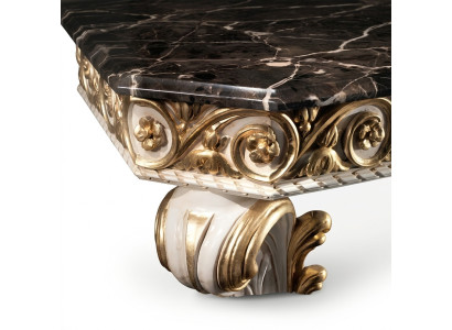 Designer Couchtisch mit Marmorplatte im klassischen Stil