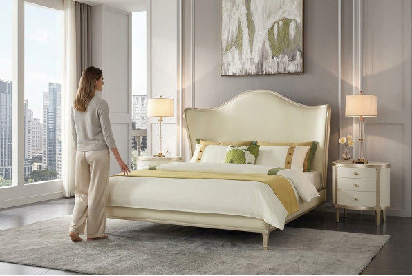 Modernes Schlafzimmer-Set mit Doppelbett und Nachttischen