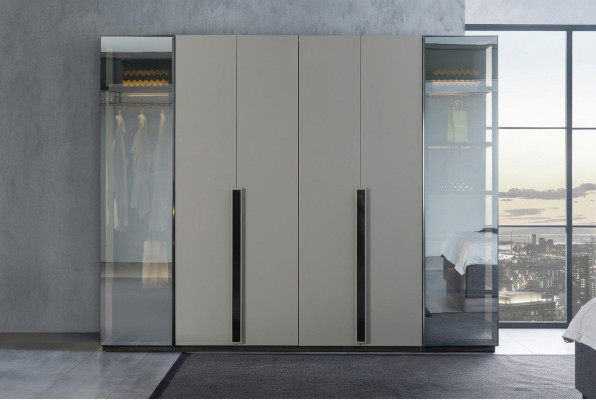 Eleganter Schlafzimmer Kleiderschrank Glasschrank Durchsichtige Fronten Schrank