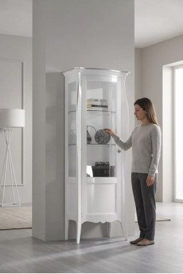 Designová vitrína kredence skříně Design Italský nábytek Skříň Luxusní dřevo