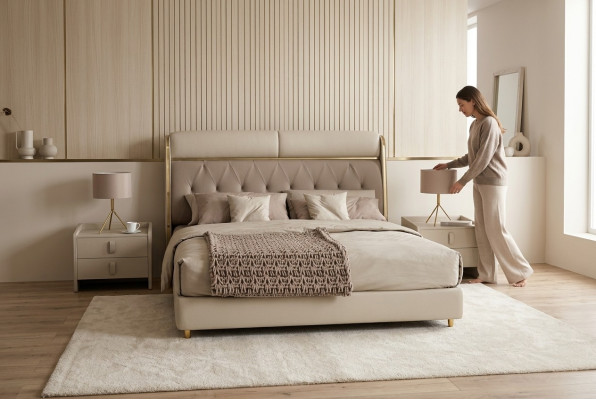 Stilvolles Beiges Schlafzimmer Bett Doppelbett Textilbetten LED-Bett