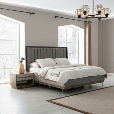 Šedá ložnice luxusní postel, 2x noční stolky, elegantní souprava.