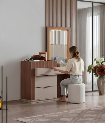Beige-hnědá ložnice komoda Designérský toaletní stolek se zrcadlem 2 kusy