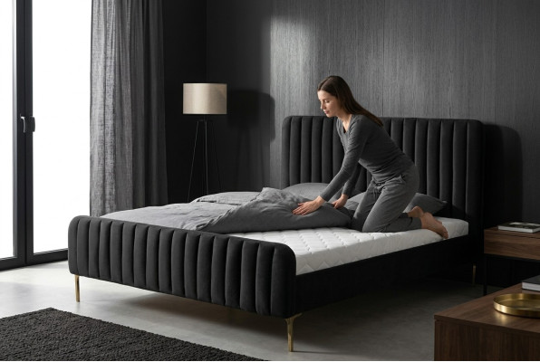 Postel  Polstrový Design Luxus Dvojitý Hotelový Postele Ložnice 180x200cm Nový