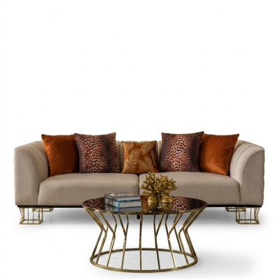Polster 3-Sitzer Exklusiver Beiger Wohnzimmer Dreisitzer Luxus Couchen