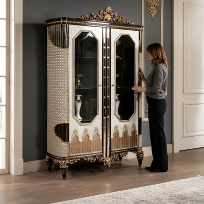 Klasická vitrína Luxus Dřevěná vitrína Skříně Designové prosklené dveře Skříň
