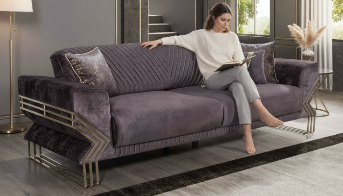Moderner Lila Dreisitzer Designer Couch Polster Sofa Wohnzimmer 3-Sitzer