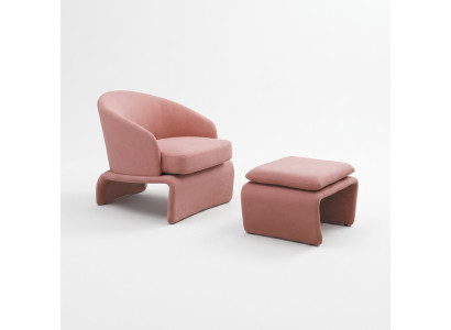 Set křesel a polštáře Club Lounge v růžovém provedení látky v moderním stylu obývacího pokoje.