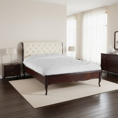 Postel Chesterfield Lůžková manželská postel Italský nábytek Dřevo Kůže Textilní